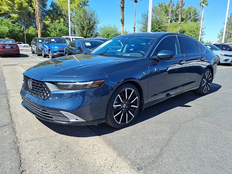 Foto do Honda Accord Hybrid
