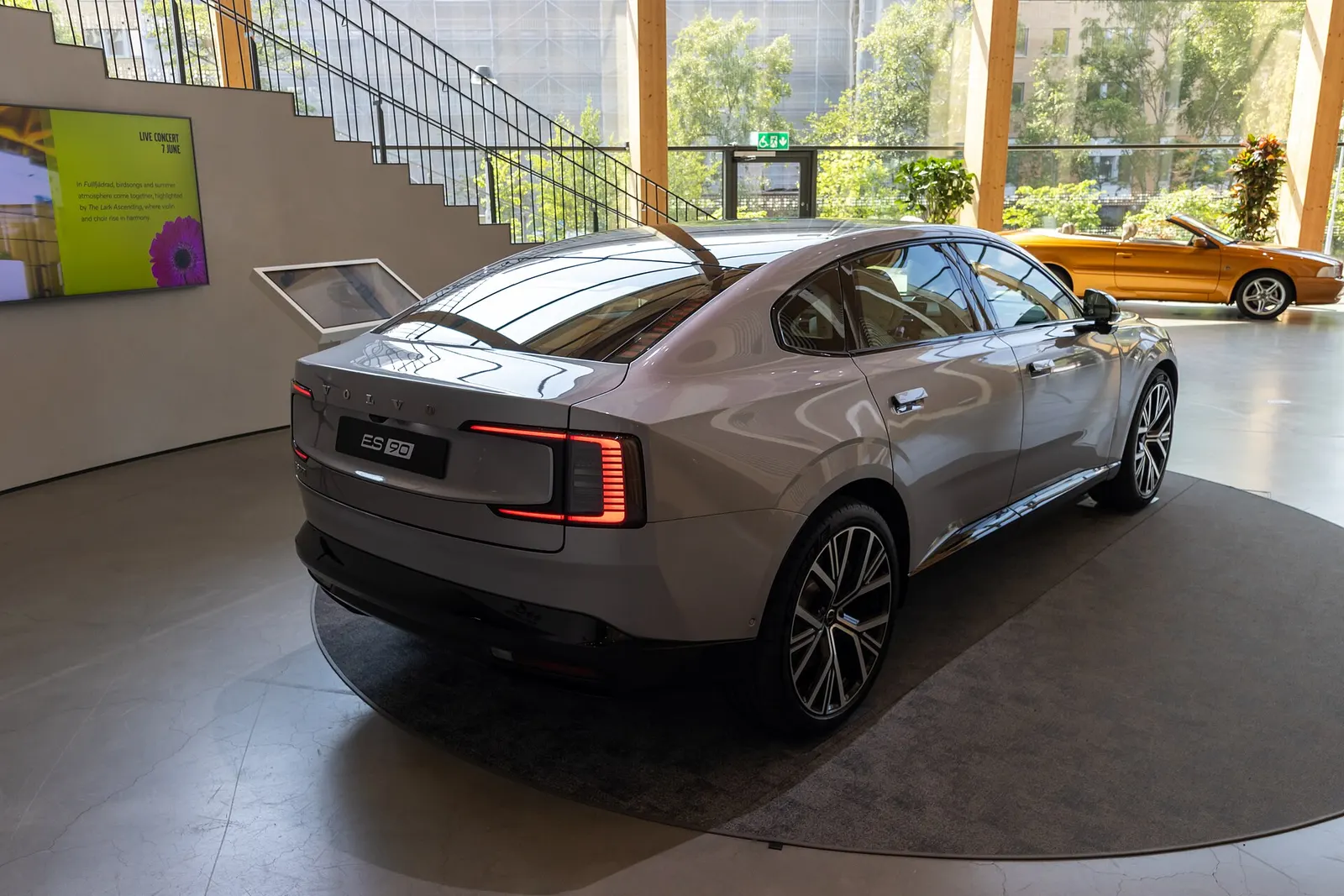 Foto do Volvo ES90