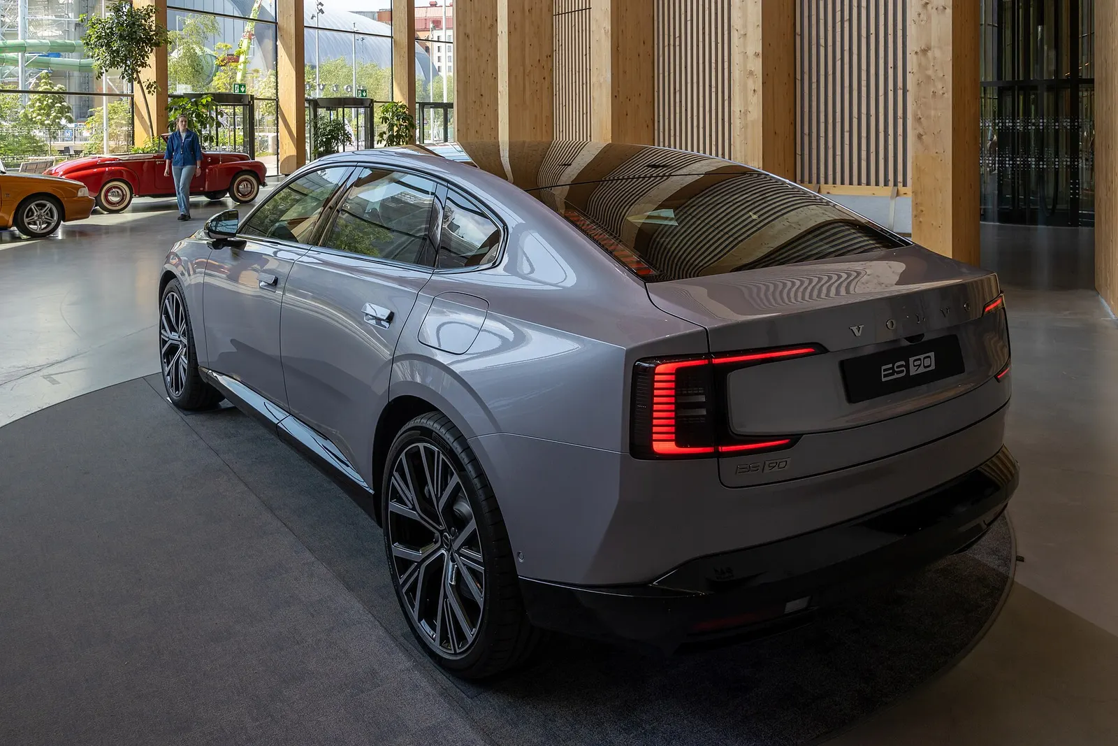 Foto do Volvo ES90