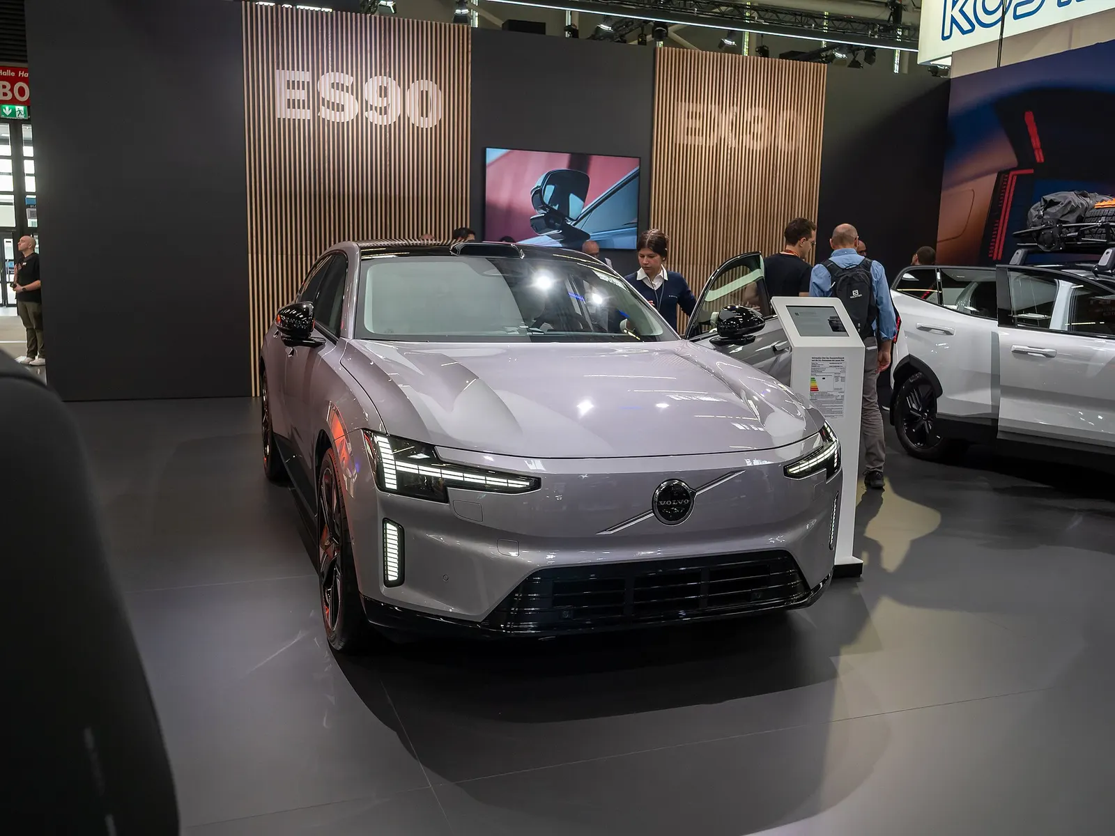 Foto do Volvo ES90
