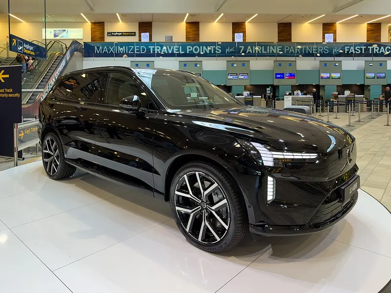 Foto do Volvo EX90